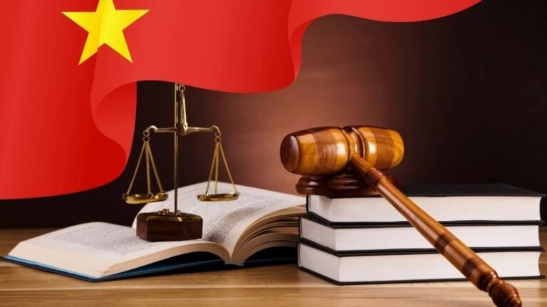 Mỗi công dân đều được pháp luật ghi nhận và bảo vệ các quyền cơ bản từ khi sinh ra đến suốt cuộc đời. 