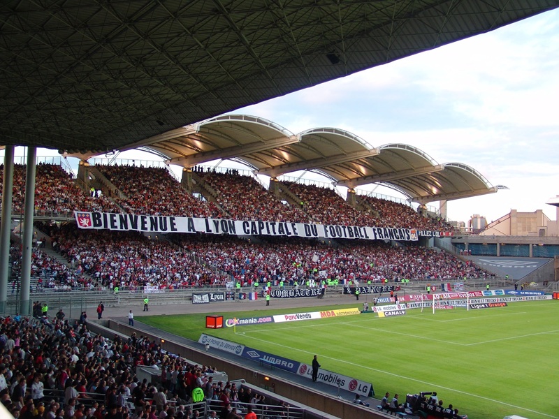 Thánh địa Stade de Gerland – nơi chứng kiến kỷ nguyên thống trị rực rỡ của Lyon.