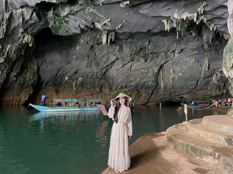 Khám phá Phong Nha – Kẻ Bàng cần tuân thủ quy định bảo tồn, chuẩn bị trang phục phù hợp và đi đúng tuyến cho phép.